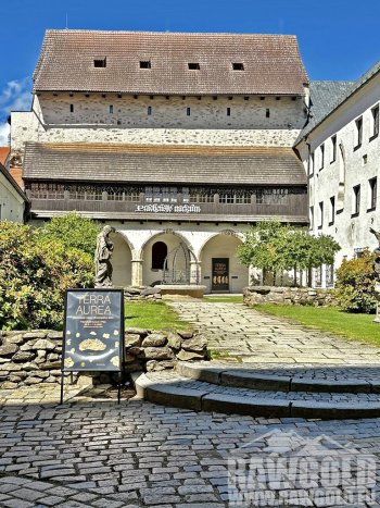 Největší český nuget a desítky dalších vzácných nálezů na výstavě Terra Aurea v Písku