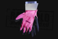 Růžové rukavice pro rýžování zlata