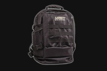 Prostorný batoh Garrett v černém provedení